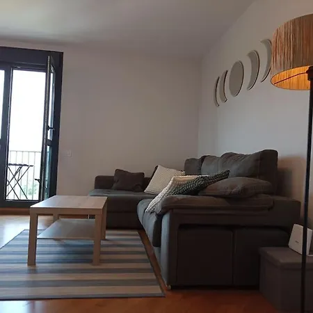 Apartamento Con Terraza C08a02 Apartamento Colindres