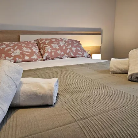 Apartamento Apartamento Con Terraza C08a02 Colindres