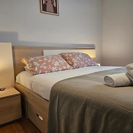 Apartamento Con Terraza C08a02 Colindres